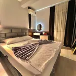 ホテル & Luxe 4*