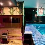 ホテル & Luxe 4*