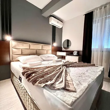 & Luxe Hotel 4*