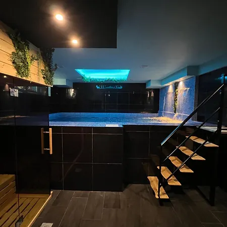 Hotel & Luxe