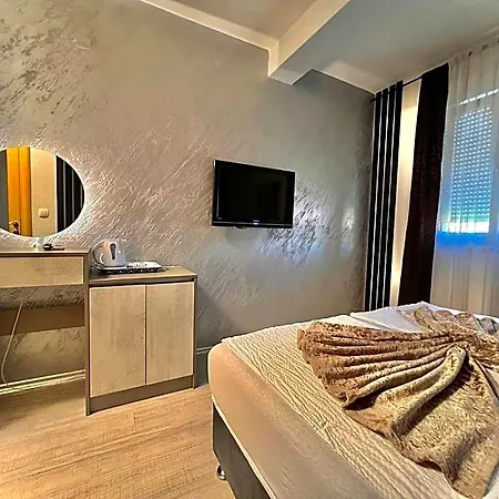 & Luxe Hotell 4*