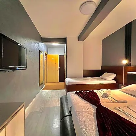 & Luxe Mostar