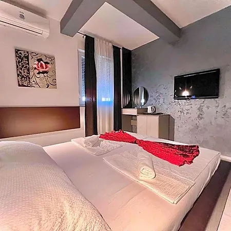 & Luxe 4* Mostar