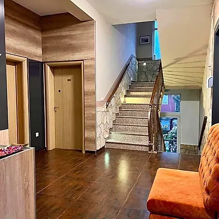 & Luxe Hotell Mostar